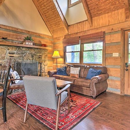 Gatlinburg Escape With Hot Tub, Deck And Mtn View Villa Exterior photo