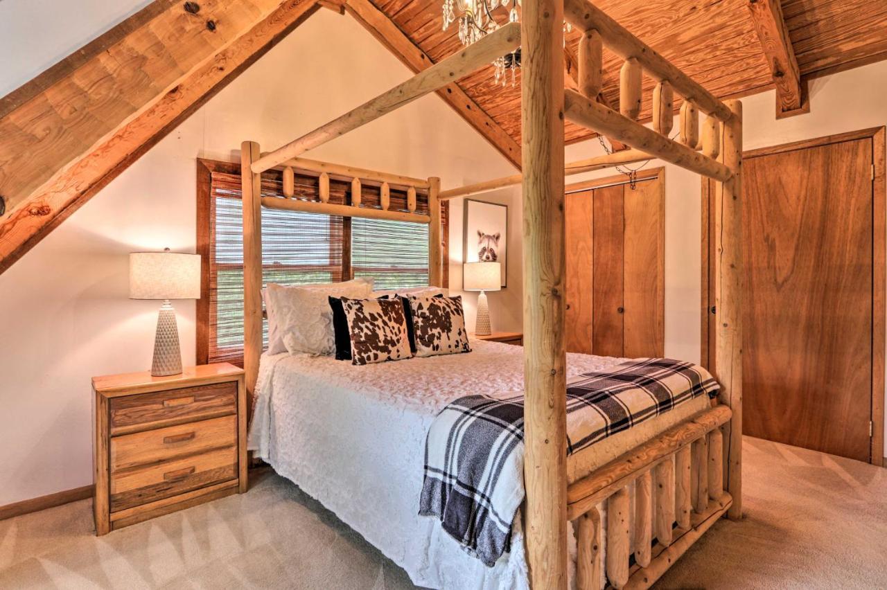 Gatlinburg Escape With Hot Tub, Deck And Mtn View Villa Exterior photo