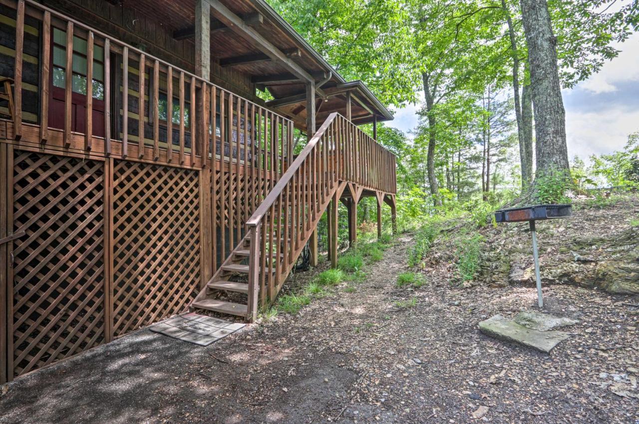 Gatlinburg Escape With Hot Tub, Deck And Mtn View Villa Exterior photo